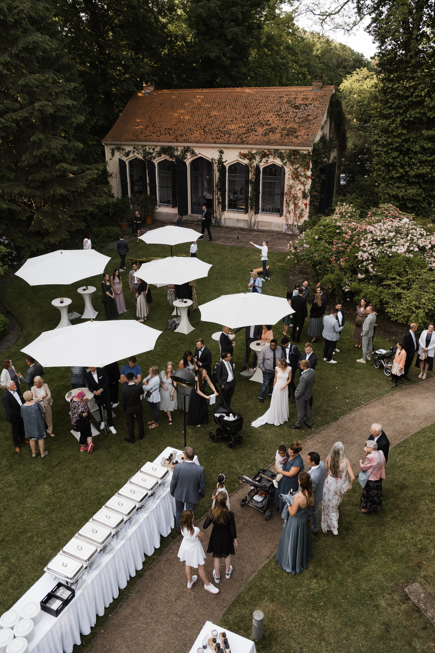 Hochzeitsfotograf Hamburg- Partylocation aus Vogelperspektive