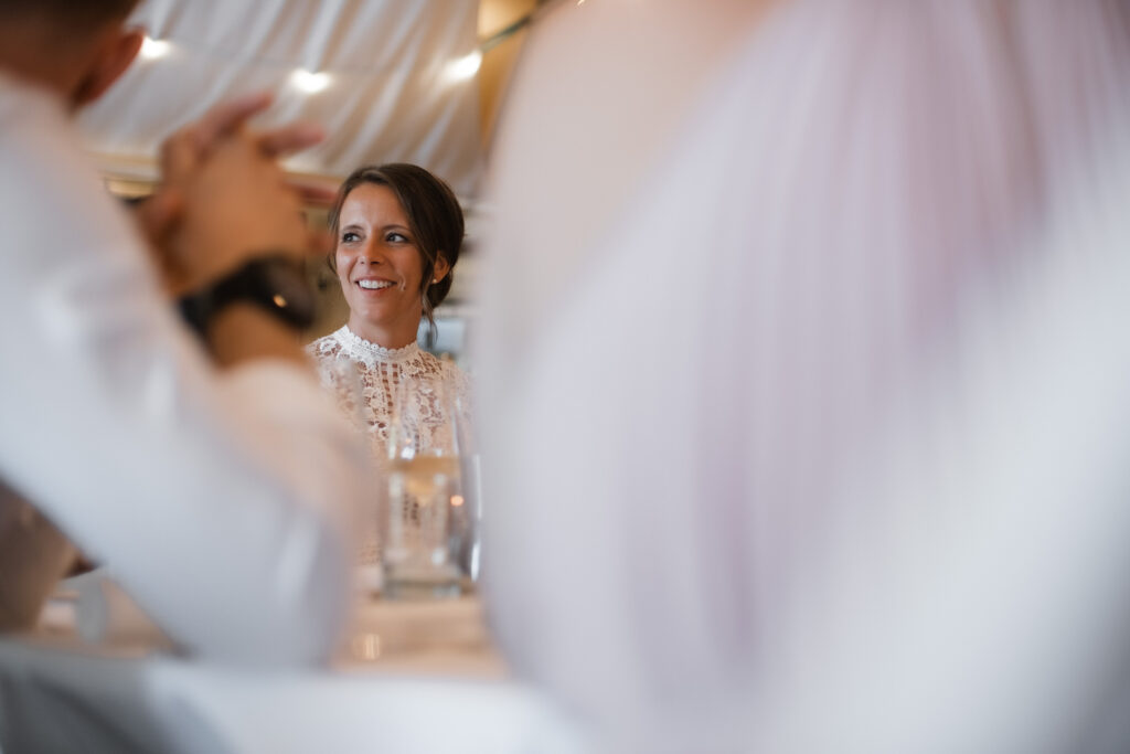 Hochzeitsfotografie Seehotel-Töpferhaus- Dinner- Portrait Braut